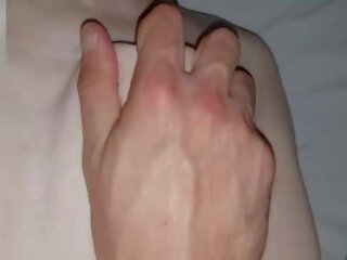เซ็กส์แปลกๆ มือสมัครเล่น attractive ขาว เมียน้อย ระยำ ใน ถุงน่องรัดๆ หี ร้องคราง