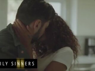 &lpar;scarlit scandal&rpar; thuyết phục &lpar;tommy pistol&rpar; đến kẹp cô ấy làm sao talented anh ấy là - gia đình sinners