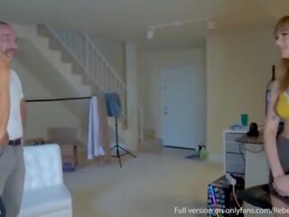 Paying 该 movers 同 我的 屁股 和 的阴户