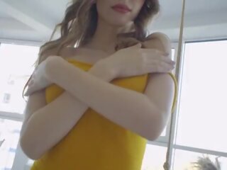 Голям бюст тийн divinity mila azul представяне тя съвършен путка за nudex