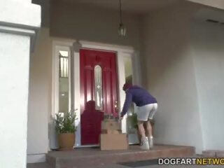 Gogo Fukme's big fat ass needs a member ASAP
