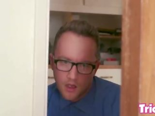 Trickery - ג'ינה ולנטינה מרומה ל xxx סרט vid עם שלה bfs אח