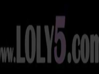 Longhaired प्रिन्सेस साथ desirable ब्रेस्ट्स