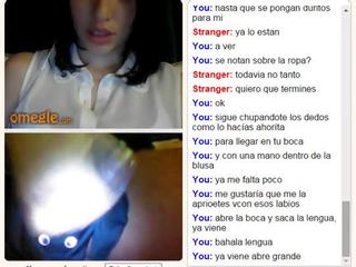 13-05-29 chica de lindos labios chupandose los dedos, enchantress sesanje prsti (cumi