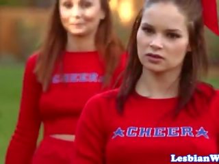 Les cheerleaders fourway vui vẻ ngay tức thì ngay ngay tức thì thereafter pratice